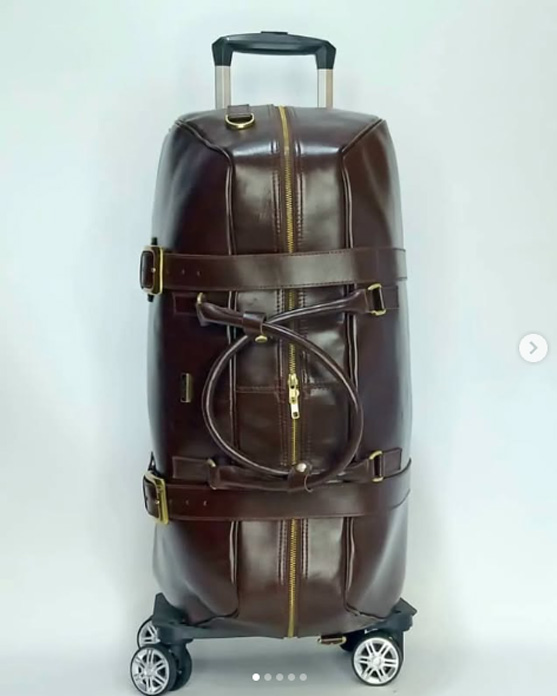 Luxurious Leather Travel Bag